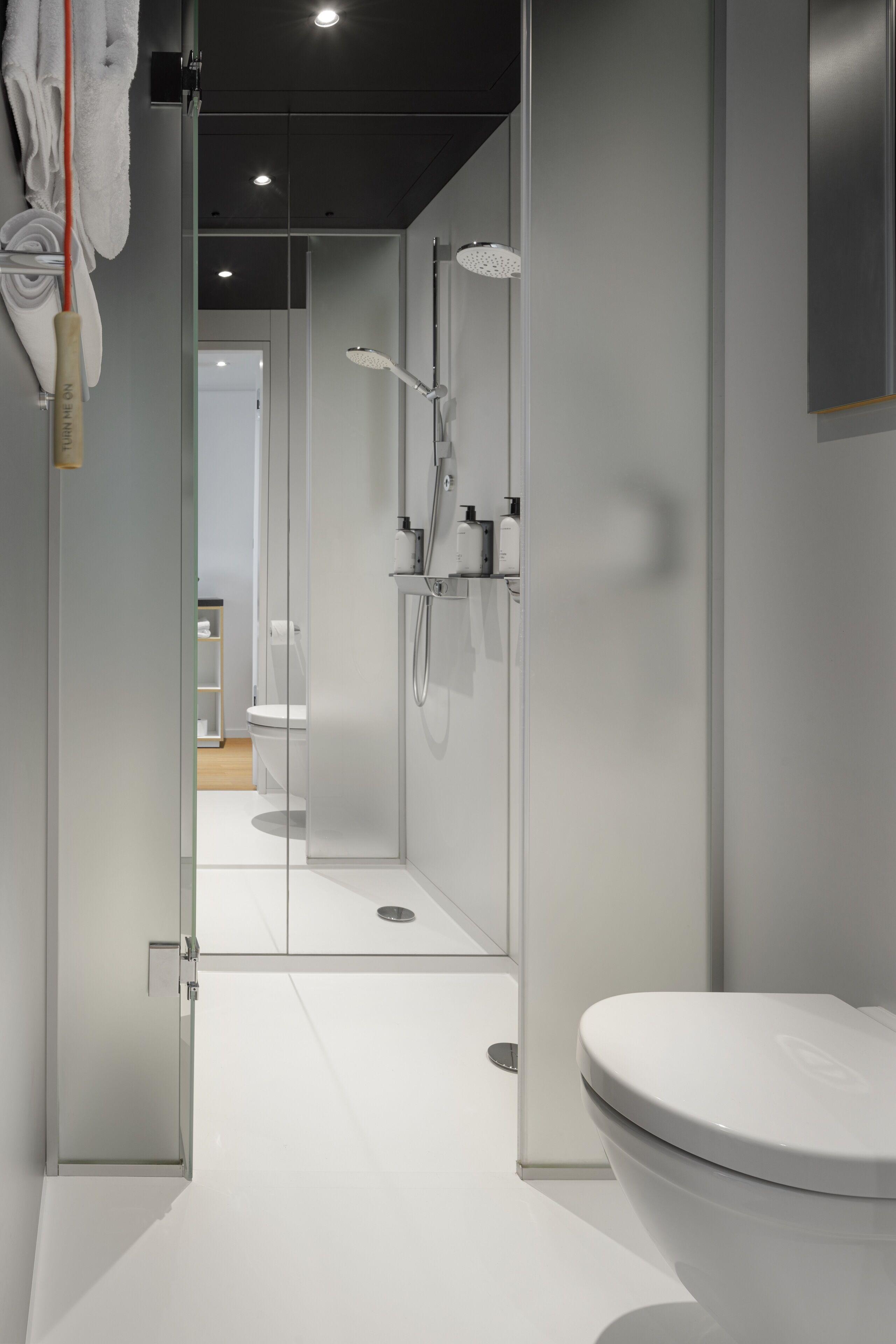 Zoku 4* Parigi