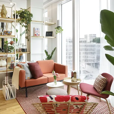 Aparthotel Zoku 4*
